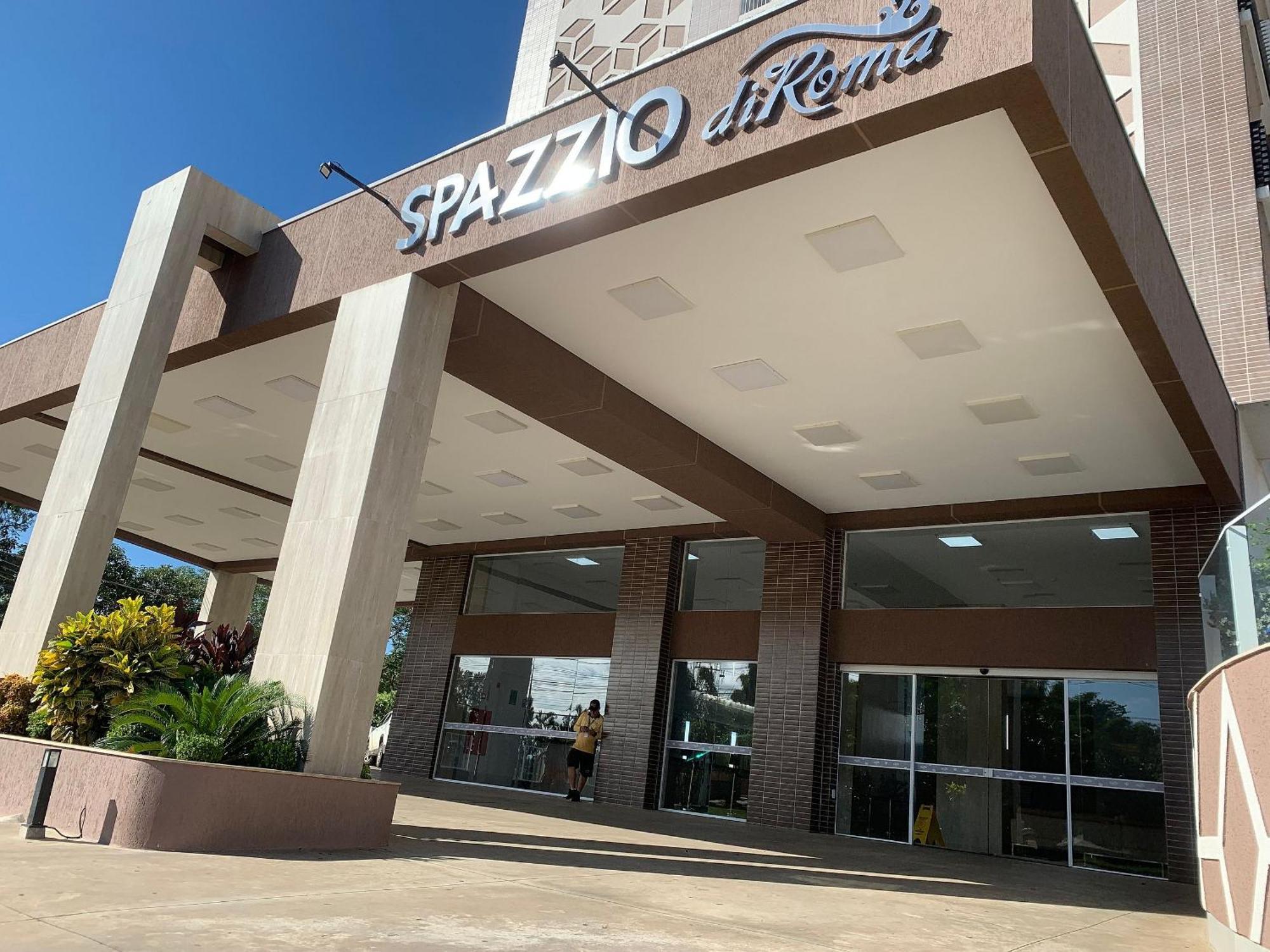 Hotel Spazzio Diroma Cafe Da Manha E Acesso Ao Acqua Park Калдас-Новас Екстер'єр фото